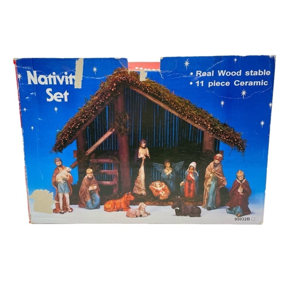 Nativity Set 11 pcs Ceramic Figurines and Wooden Manager